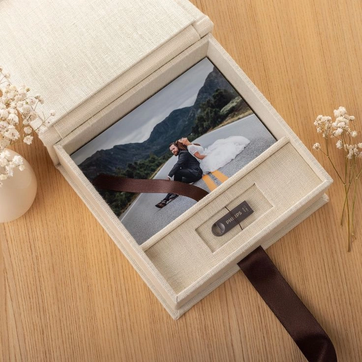 Caja de Photobooks — Laboratorio fotográfico en Cali